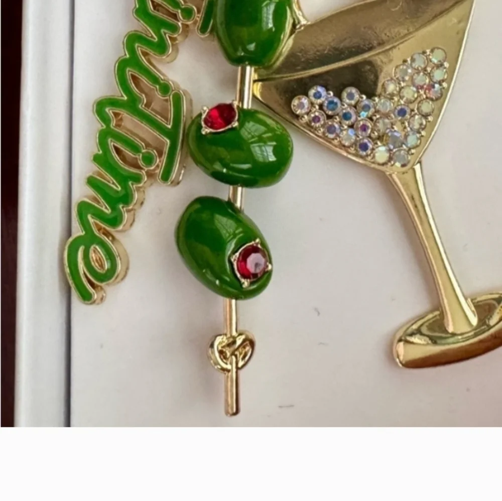 🫒▪️BaubleBar ▪️Martini Olives Tinitime Bag Charm Keychain